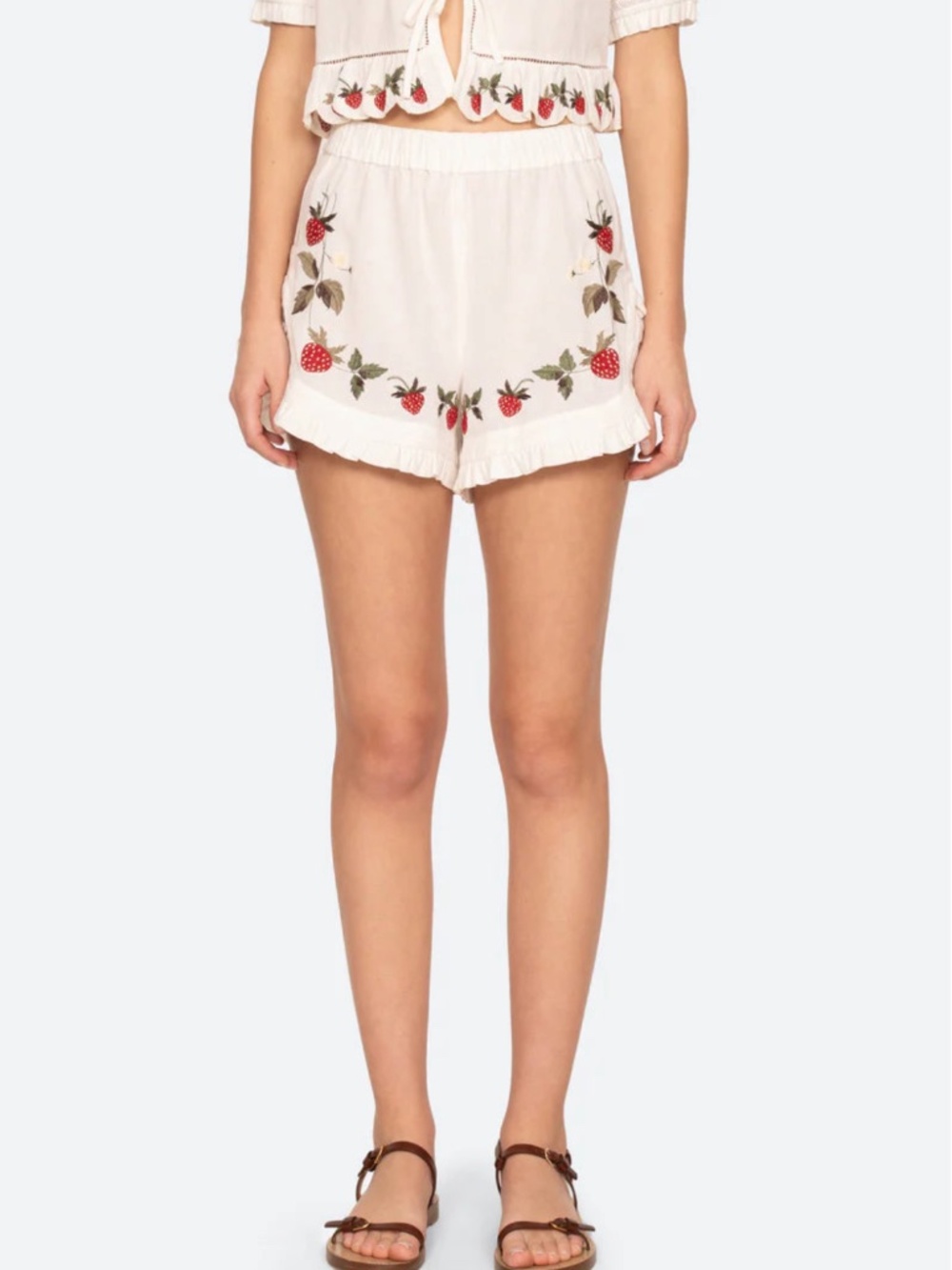 Bindi Strawberry Shorts ~ Cream